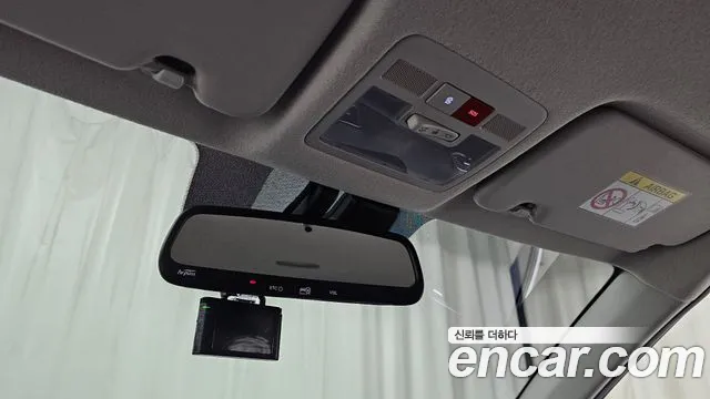 Hyundai Venue — Фото автомобиля 25