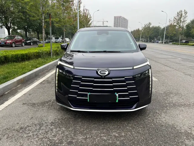 GAC Trumpchi E8 — Фото автомобиля 2