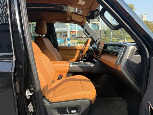 iCAR V27 — Фото автомобиля 9