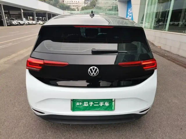 Volkswagen ID.3 — Фото автомобиля 5
