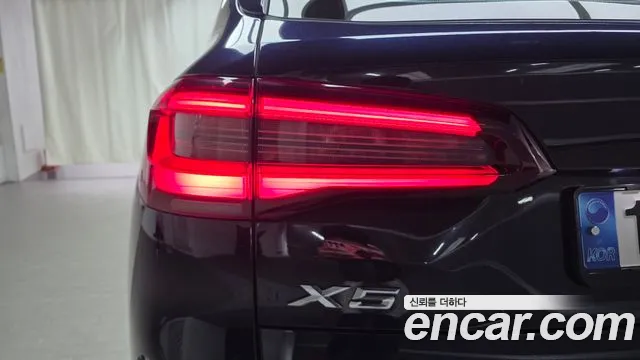 BMW X5 xDrive 40i M Sport — Фото автомобиля 18