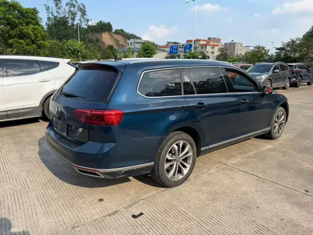 Volkswagen Weilan 2021 2.0T Smooth Ride Edition — Фото автомобиля 8