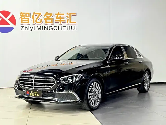 Фотография автомобиля — Mercedes-Benz E-Class