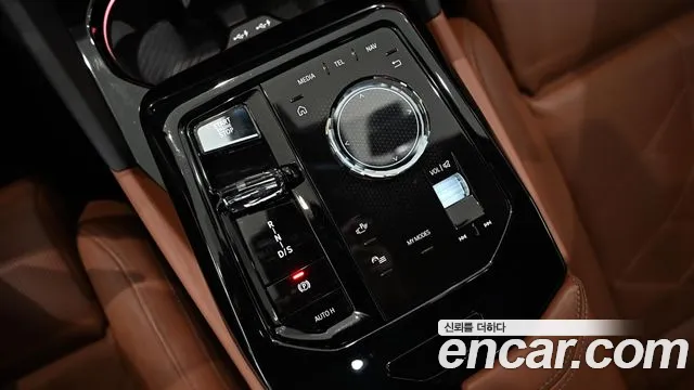 BMW 5 Series G60 — Фото автомобиля 11