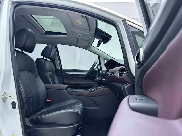GAC Trumpchi M6 — Фото автомобиля 8
