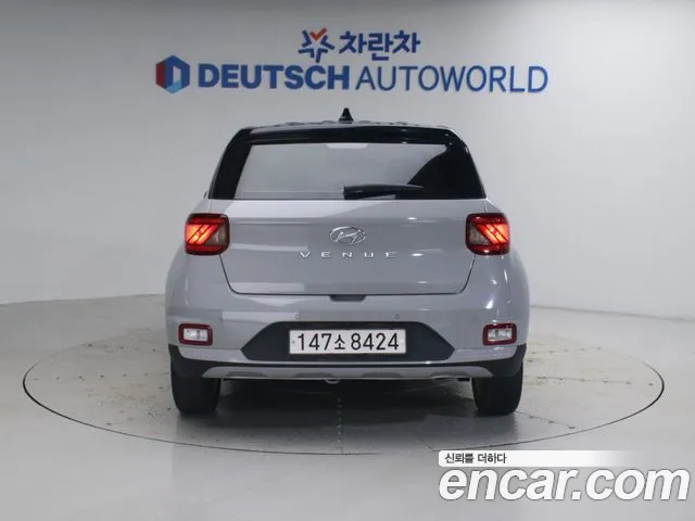Hyundai Venue — Фото автомобиля 4