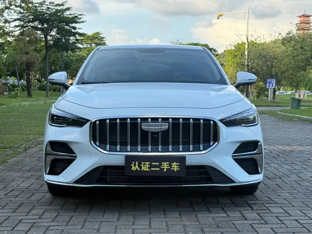 Geely Emgrand — Фото автомобиля 2