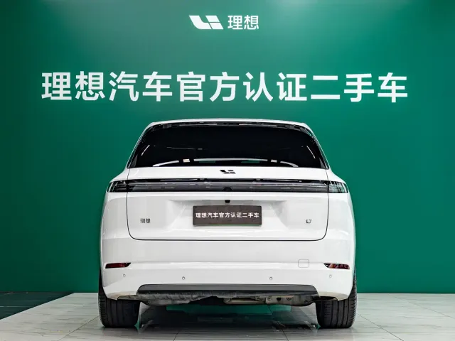 Li Auto L7 — Фото автомобиля 3