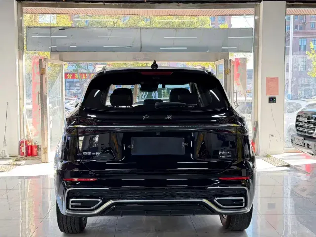Hongqi HS5 — Фото автомобиля 4