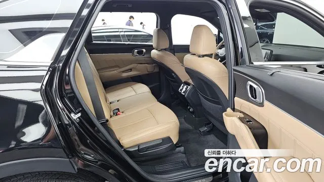 Kia Sorento Новый Sorento 4 поколение Дизель 2.2 2WD — Фото автомобиля 11