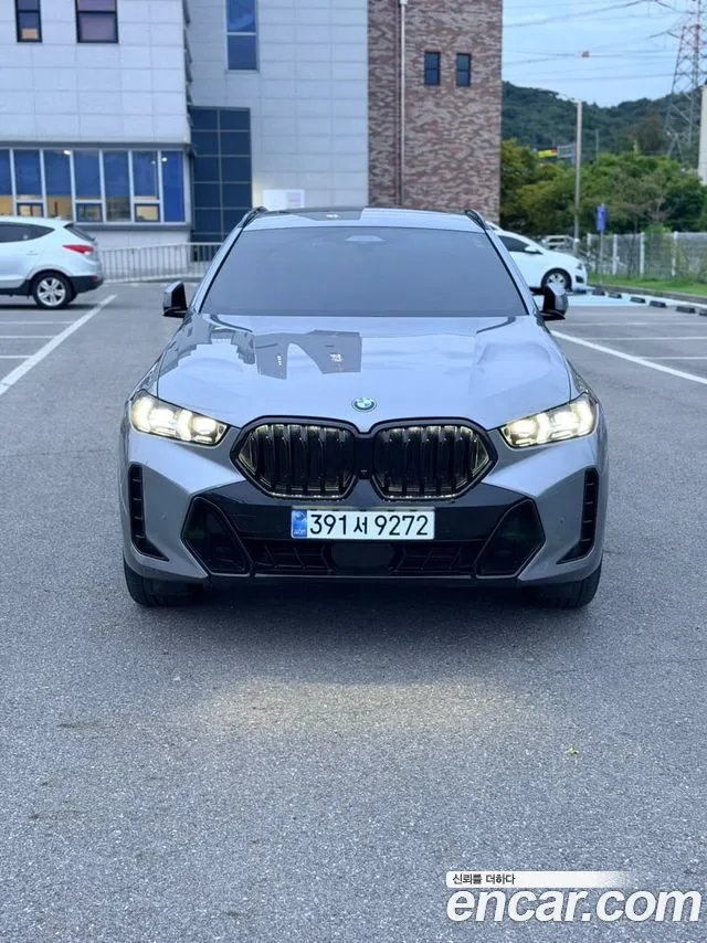 Фотография автомобиля — BMW X6 G06
