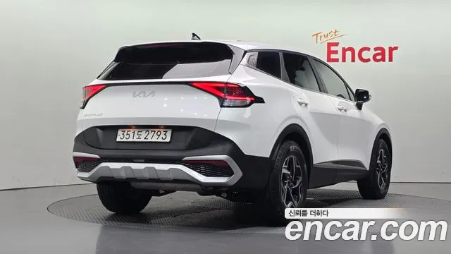 Kia Sportage Sportage 5-е поколение Бензин 1.6 турбо 2WD — Фото автомобиля 2