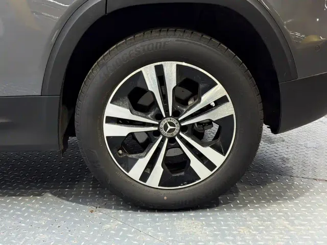 Mercedes-Benz GLB-Class — Фото автомобиля 9