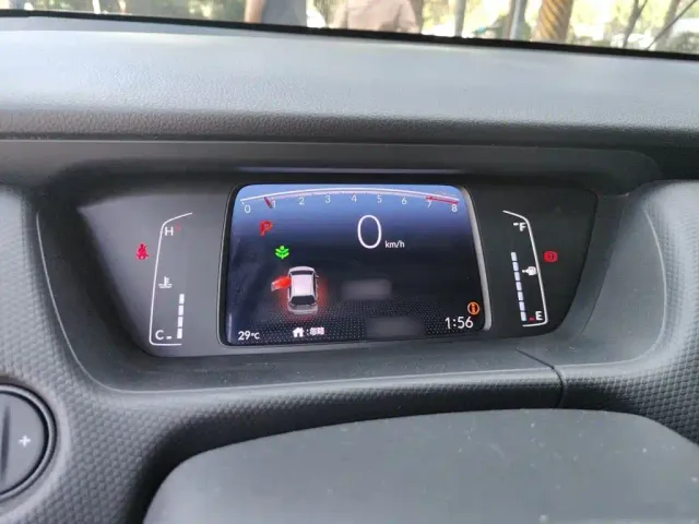 Honda Fit — Фото автомобиля 3