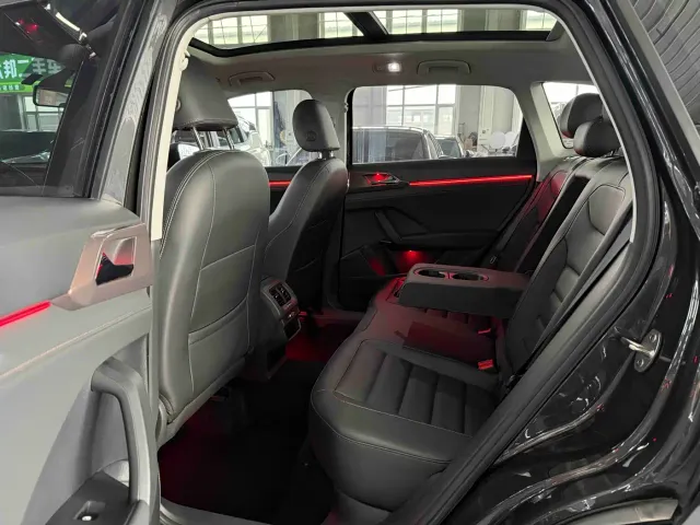 Volkswagen Tharu — Фото автомобиля 15