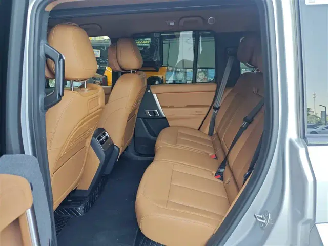 iCAR V27 — Фото автомобиля 5