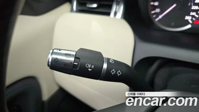 Land Rover Discovery Sport — Фото автомобиля 29
