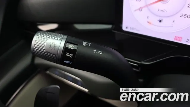 Genesis GV80 — Фото автомобиля 27