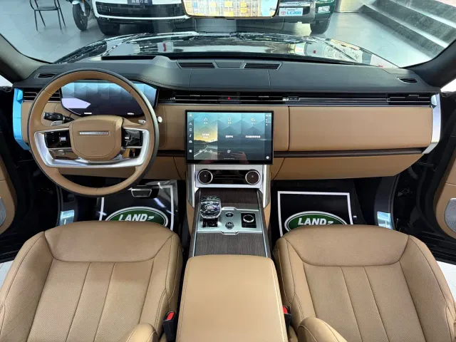 Land Rover Range Rover — Фото автомобиля 11