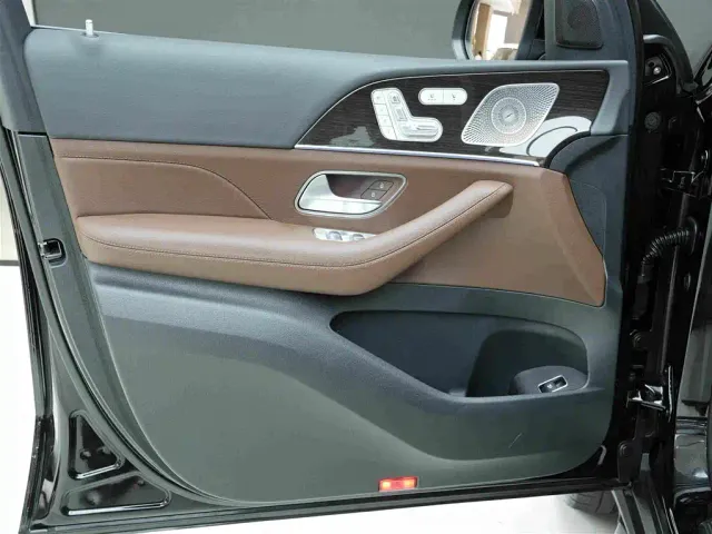 Mercedes-Benz GLE-Class — Фото автомобиля 14