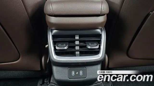 Hyundai Grandeur GN7 — Фото автомобиля 29