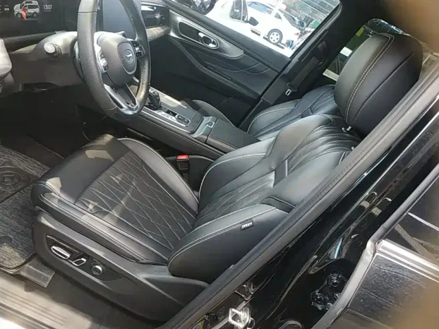 GAC Trumpchi GS8 — Фото автомобиля 13