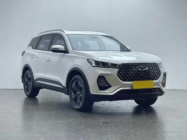 Chery Tiggo 7 2023 1.5T CVT New Dynamic Edition — Фото автомобиля 3