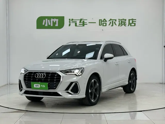 Фотография автомобиля — Audi Q3