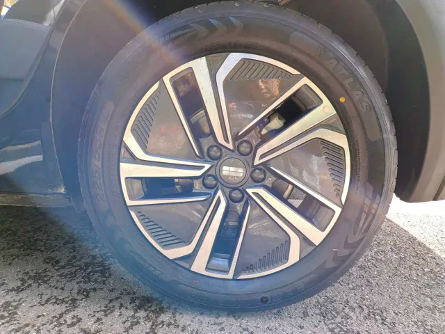 Geely Galaxy Starship 7 EM-i — Фото автомобиля 14