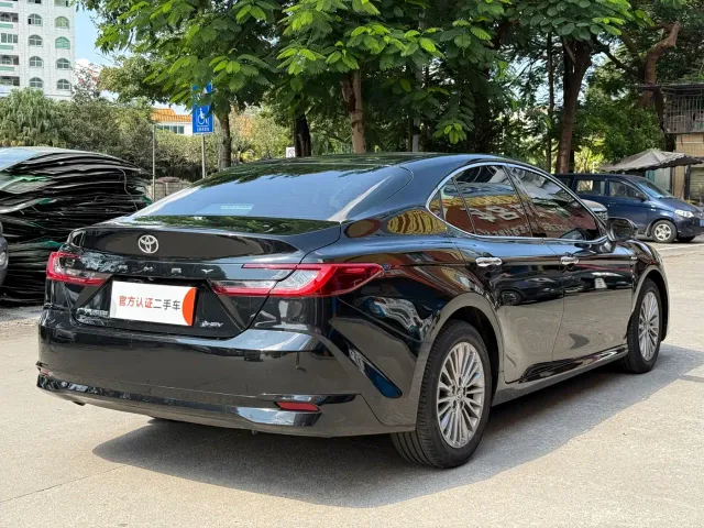 Toyota Camry — Фото автомобиля 5