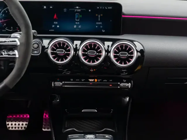 Mercedes-Benz A-Class AMG — Фото автомобиля 7