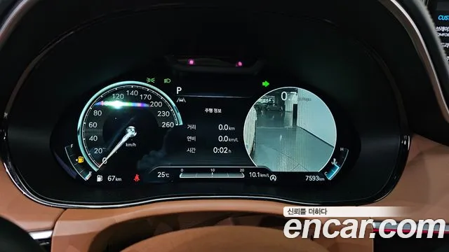 Genesis GV70 2.5T Бензин 2WD — Фото автомобиля 8
