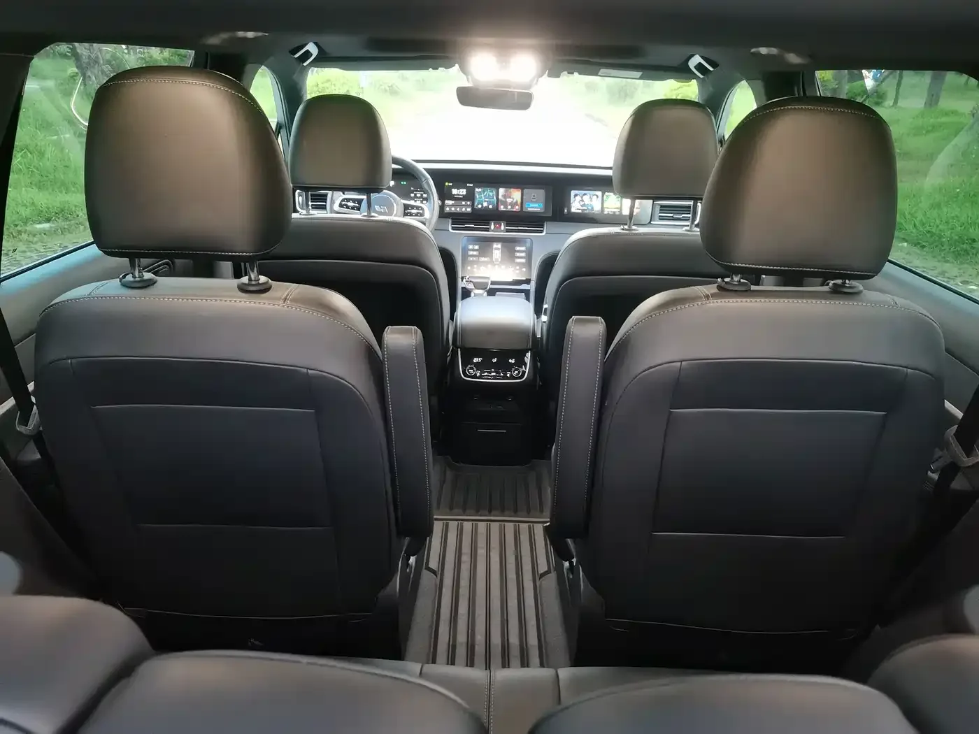 Li Auto Li ONE 2021 Extended Range 6-Seater — Фото автомобиля 12