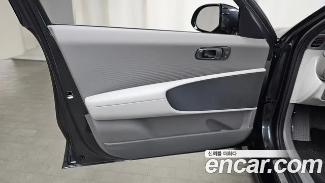 Hyundai Ioniq6 — Фото автомобиля 22