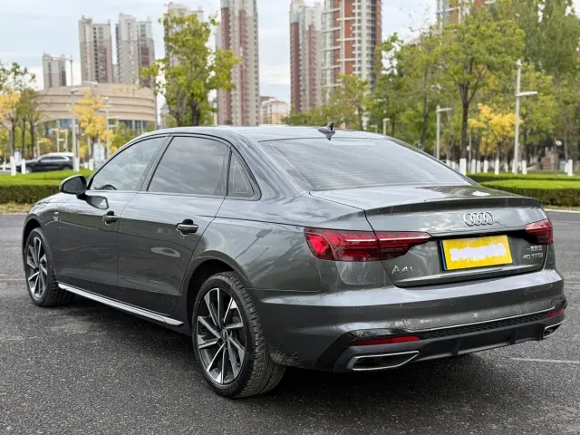 Audi A4L — Фото автомобиля 3