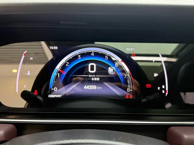 GAC Trumpchi M6 — Фото автомобиля 11