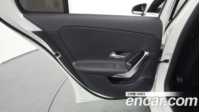 Mercedes-Benz A-Class W177 — Фото автомобиля 14