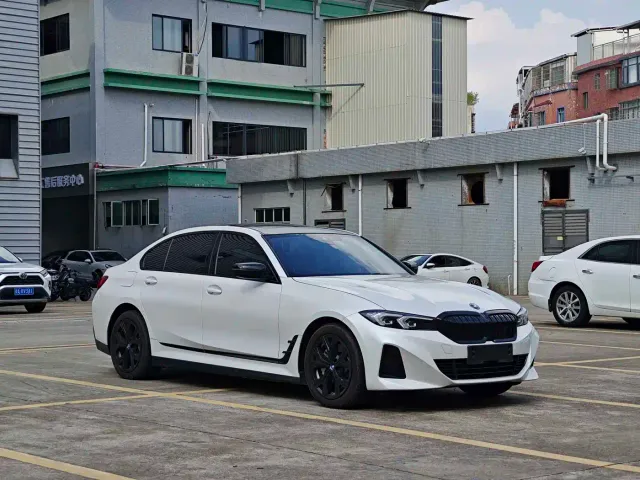 BMW i3 — Фото автомобиля 3