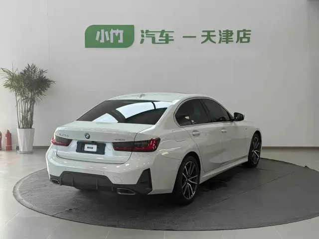 BMW 3 Series — Фото автомобиля 3