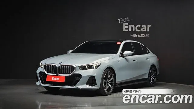 Фотография автомобиля — BMW 5 Series