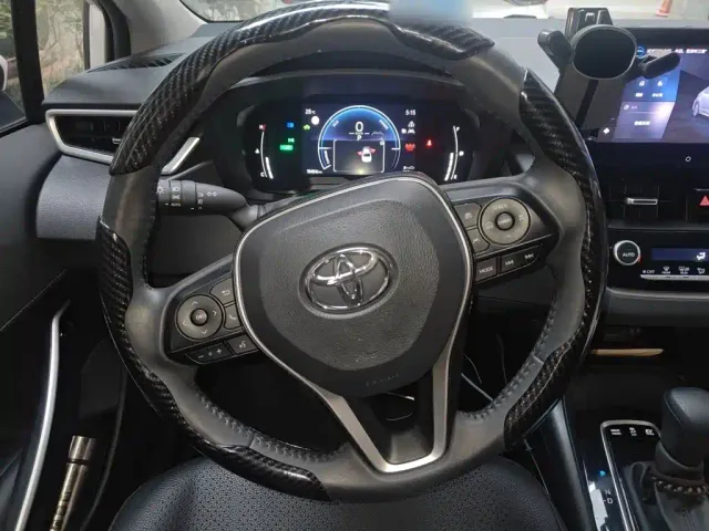 Toyota Corolla — Фото автомобиля 11