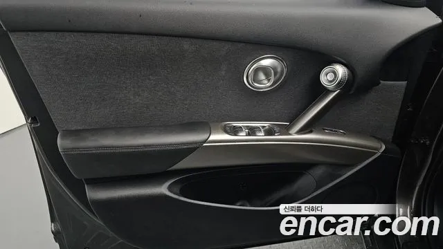 Genesis GV60 — Фото автомобиля 22