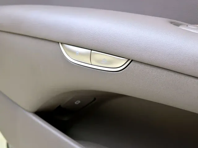 IM Motors L6 — Фото автомобиля 22