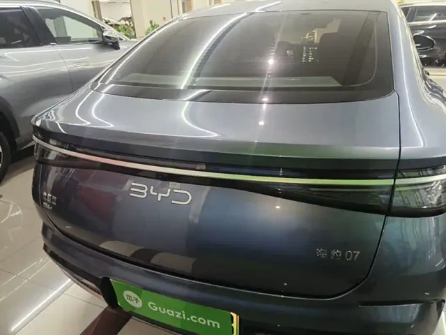 BYD Seal 07 DM-i — Фото автомобиля 5