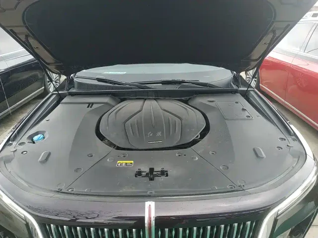 Hongqi H9 — Фото автомобиля 15
