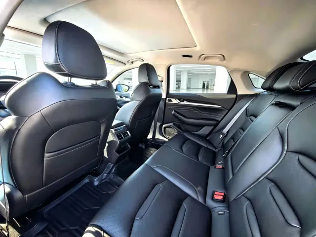 Geely Xingrui — Фото автомобиля 6
