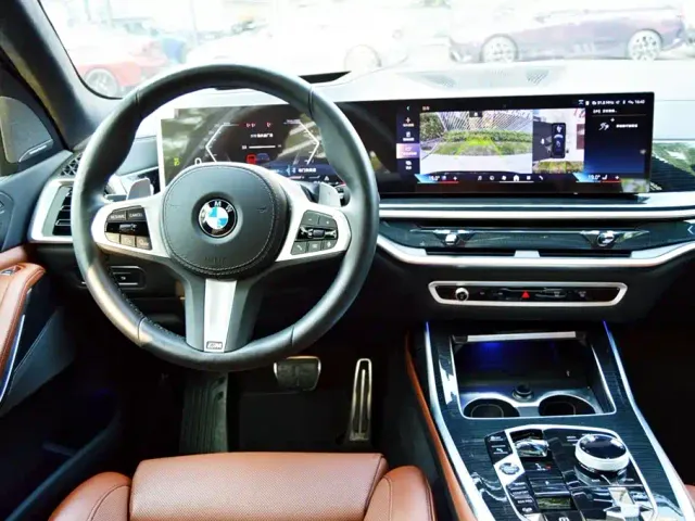 BMW X7 — Фото автомобиля 13