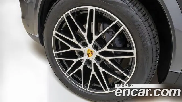 Porsche Cayenne PO536 — Фото автомобиля 7