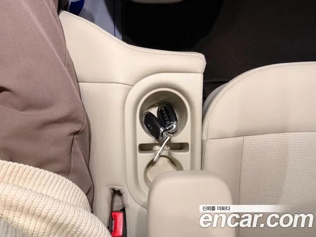 Hyundai Casper Electric — Фото автомобиля 9
