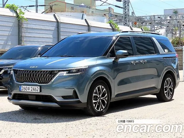 Фотография автомобиля — Kia Carnival Generation 4